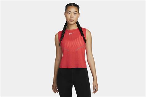 lockeres laufshirt damen nike|Die 10 besten Laufshirts von Nike.